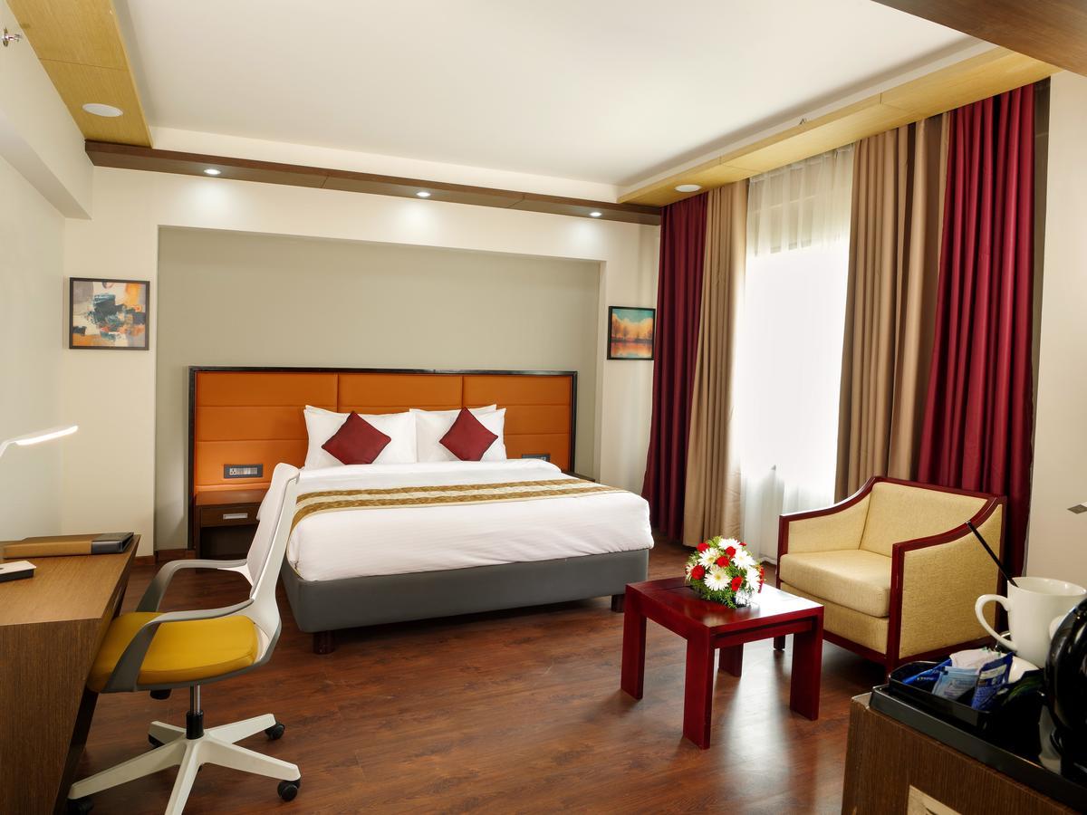 Dimora Hotels And Resorts Thiruvananthapuram Exterior photo