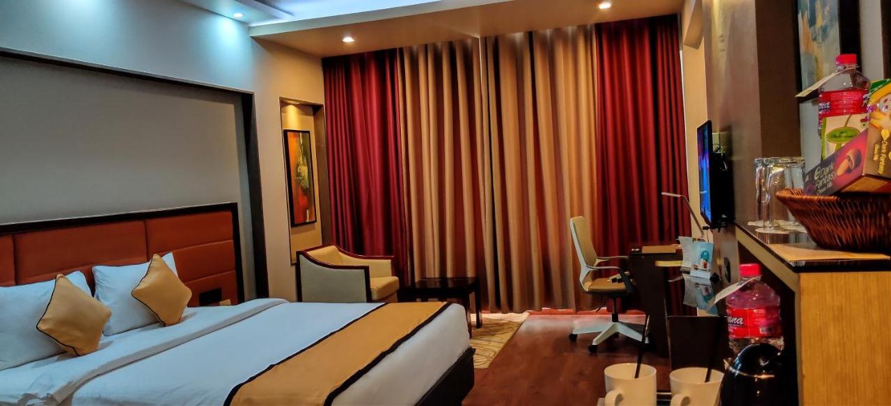 Dimora Hotels And Resorts Thiruvananthapuram Exterior photo