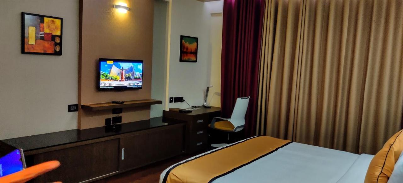 Dimora Hotels And Resorts Thiruvananthapuram Exterior photo