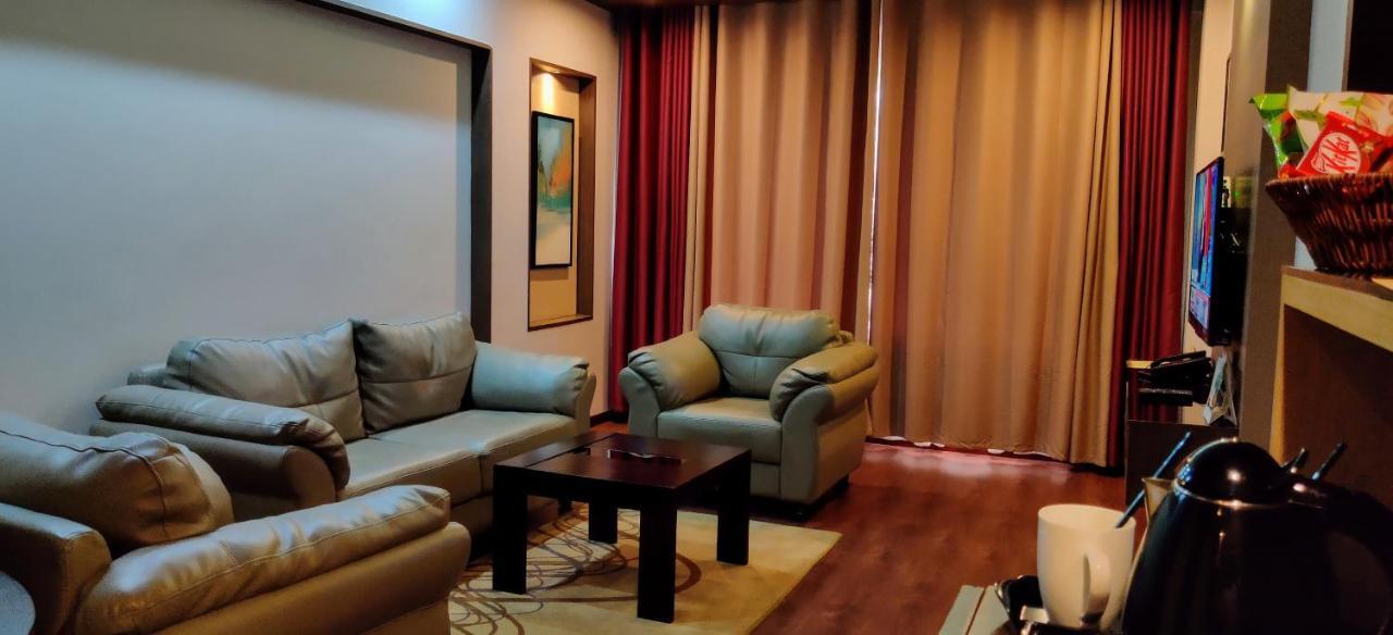 Dimora Hotels And Resorts Thiruvananthapuram Exterior photo